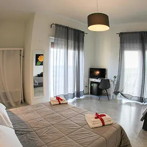 Porto&beverello , Naples Italie
